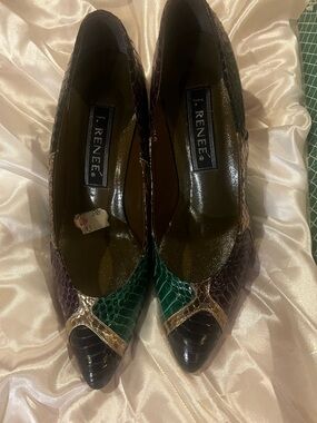 J.Renee Multicolor Pointed-Toe Faux-Snakeskin Flats in Green, Black & Brown